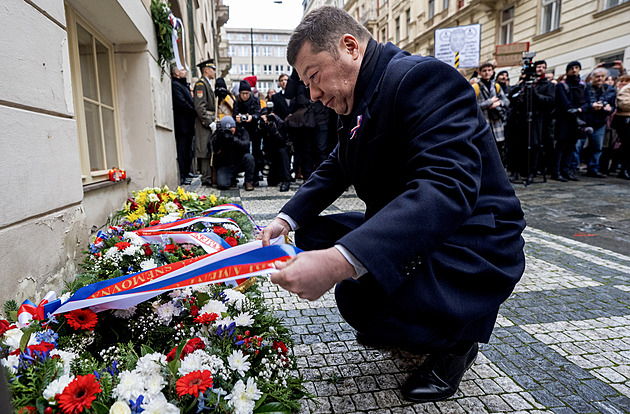 Opět ztrácíme svobodu. To, za co jsme kolem roku 1989 bojovali, řekl Okamura