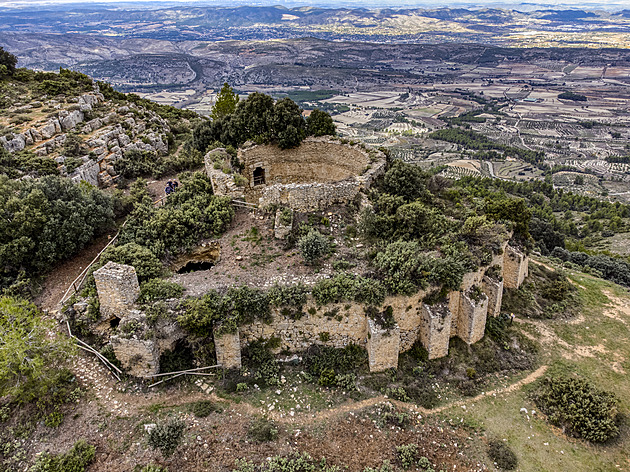 Dobrodružství ve španělském Bocairentu. Maurské jeskyně ukrývají kus historie