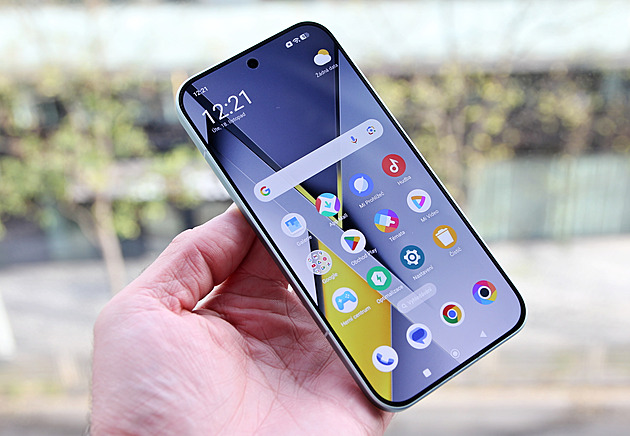 Jste fanoušek značky Poco? Za rozumné peníze má skvěle výkonný telefon