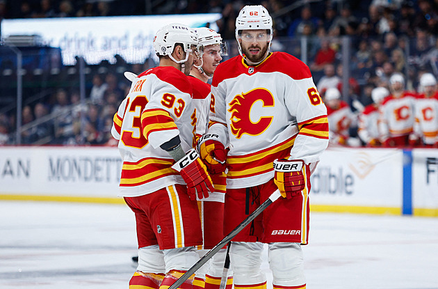 Doma je v Calgary. Na dceru ale mluvím jen česky, říká Frk. AHL? Volal, že jinam nechce