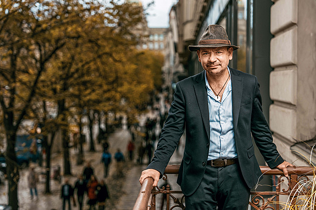 Sklony k agresivitě máme, ale násilí se spíš učíme. A ne vždy je to náš výběr, říká vědec