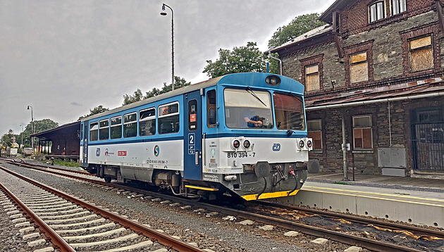 Na co zírá mašinfíra: Rýmařovská lokálka vás sveze do podhůří Jeseníků
