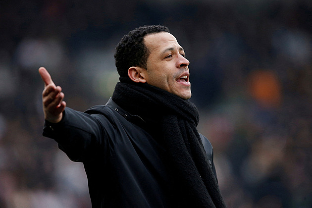 Chelsea má nového trenéra. Dle očekávání přichází Rosenior ze Štrasburku