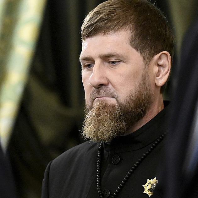 „Přísahám při Alláhovi.“ Kadyrov na videu tvrdí, že ledviny má v pořádku a neumírá
