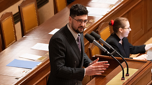 Poslanec Gregor prozradil, že Rakušana v tajné volbě ani počtvrté nezvolili