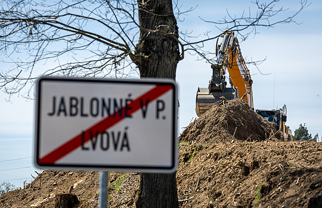 Obchvat za stamiliony uleví Lvové, v bezpečí budou i turisté mířící na zámek