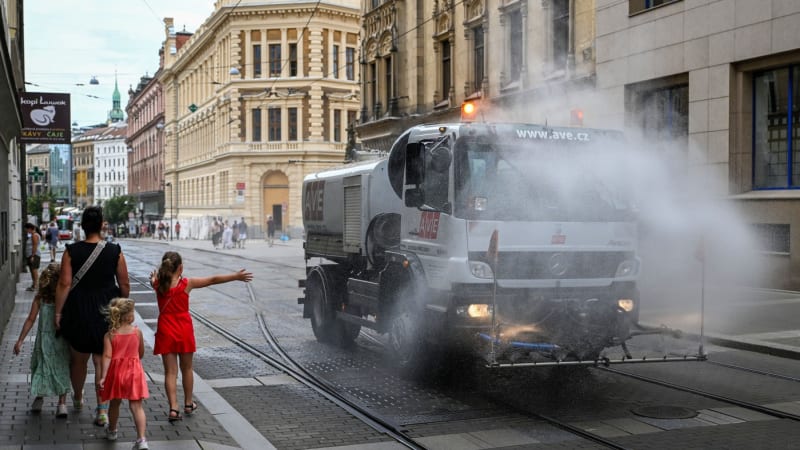 Rozšířená VÝSTRAHA kvůli extrémnímu počasí: Podívejte se, kde všude hrozí nebezpečí