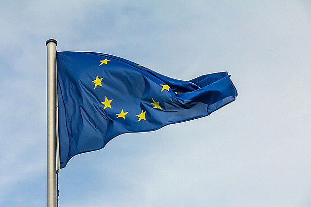 EU zakáže svlékací aplikace, shodli se zástupci Evropského parlamentu a států