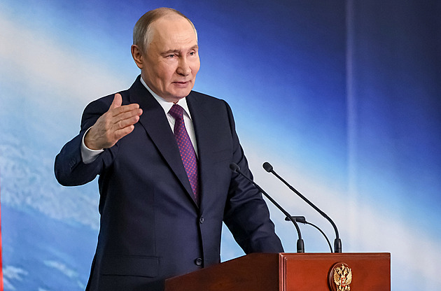 Putin ohlásil brzký konec bojů na Ukrajině, ta mluví o novém masivním úderu