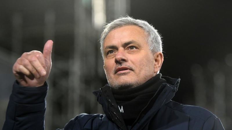 Velký návrat legendárního kouče: Mourinho opět povede Real Madrid. Smlouvu má na několik let