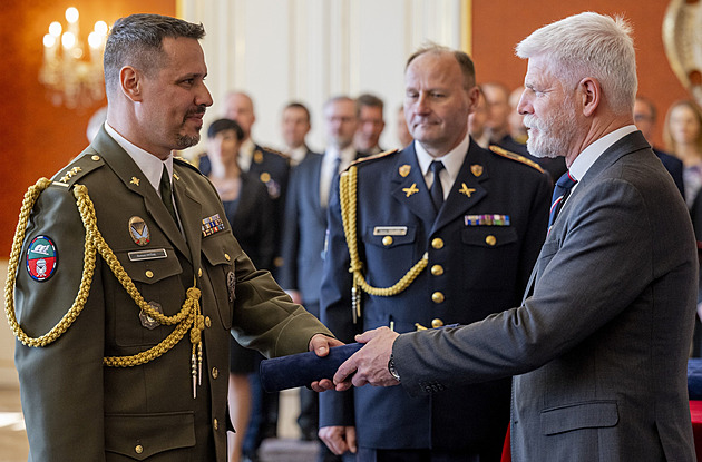 Voják před soudem. V Brně začnou projednávat případ pořezání brigádního generála