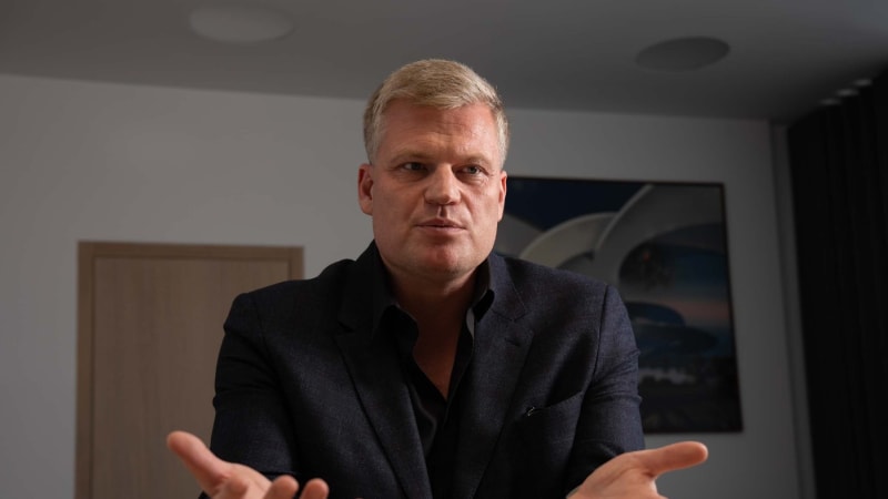 Turek se v Ostravě chlubil „Hladíkovou“ podporou Nové huti. Díky za pochvalu, rýpl si exministr