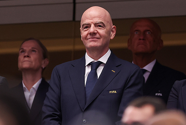 Infantino přichází o hlasy. Wales ho viní ze ztráty úsudku, bude volit jiného předsedu